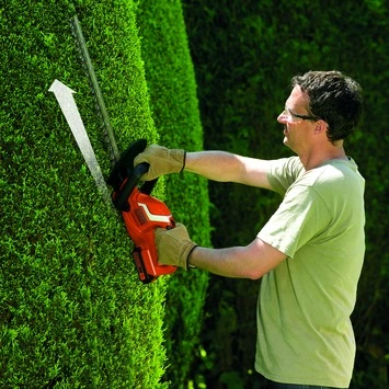 Black & Decker BLACK+DECKER 18V Heggenschaar GTC1845L20 Incl. 2.0Ah Accu - Afbeelding 3